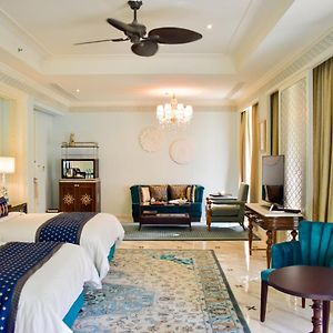 Grand Villa Twin