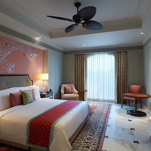 Palace King Room